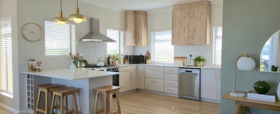 3 Bedroom Property for Sale in Kleinbaai Western Cape